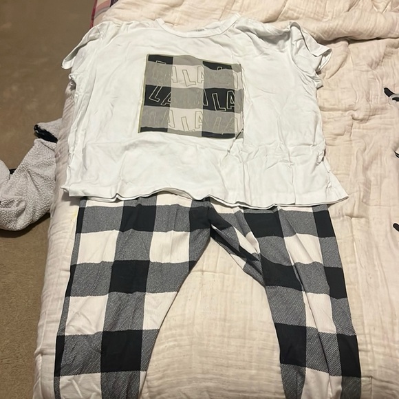 Plaid pj set - Picture 1 of 3